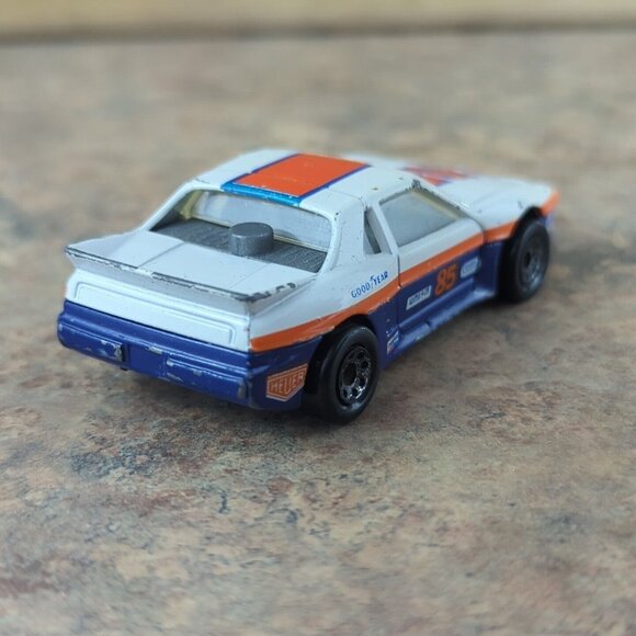 Vintage 1985 Matchbox Superfast 2 PONTIAC FIERO (white/blue)‎ Goodyear 85 - Picture 6 of 12